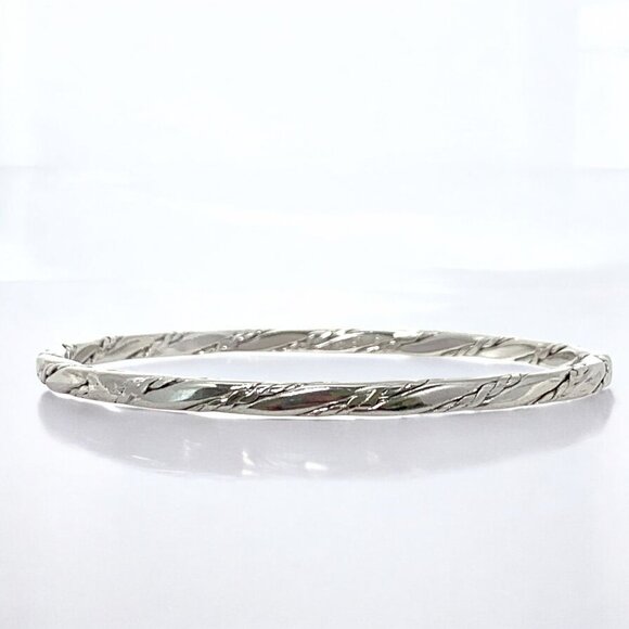 Vintage 1960s Monet Silver Tone Braided Rope Twist Bangle 2.5" Wide - Picture 5 of 6